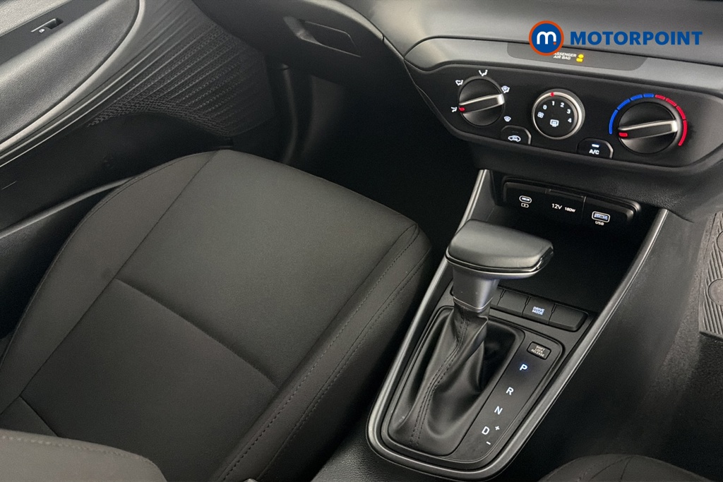 Hyundai I20 Advance Automatic Petrol Hatchback - Stock Number (1679261) - 15th supplementary image