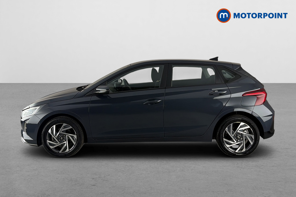 Hyundai I20 Advance Automatic Petrol Hatchback - Stock Number (1679261) - Drivers side