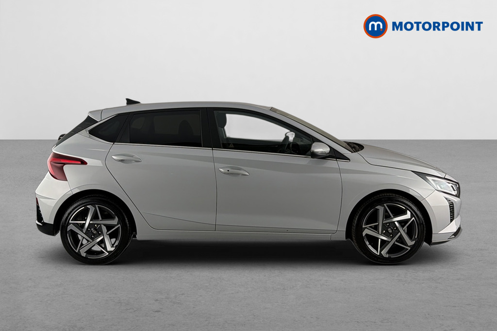 Hyundai I20 Tech Line Automatic Petrol Hatchback - Stock Number (1679274) - Passenger side