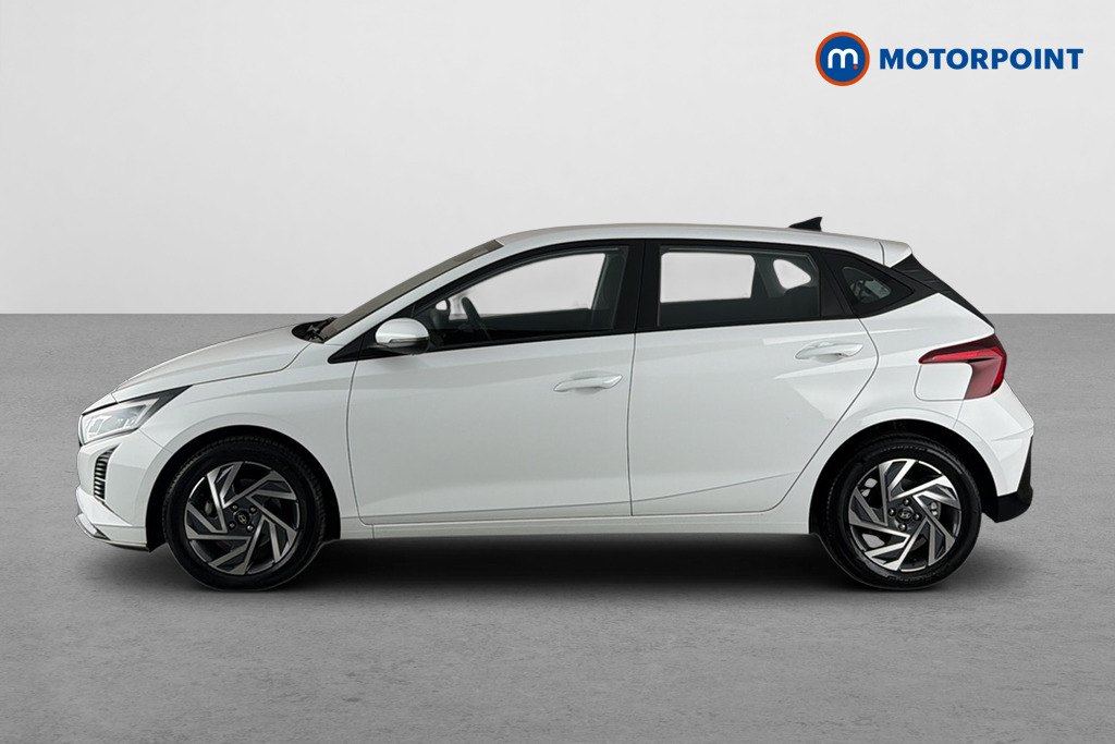 Hyundai I20 Advance Automatic Petrol Hatchback - Stock Number (1679282) - Drivers side