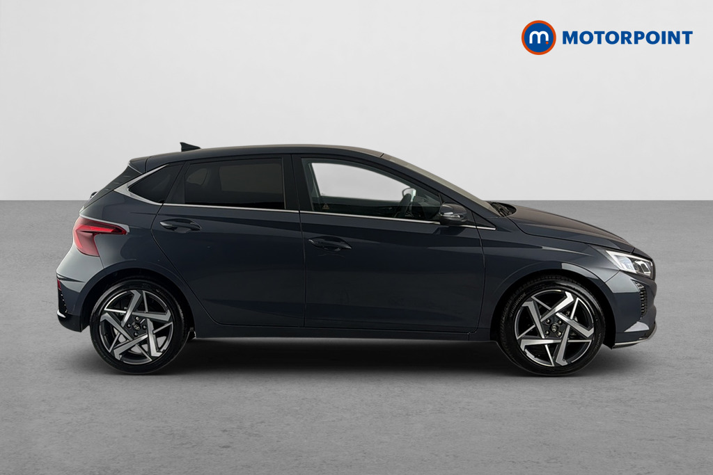Hyundai I20 Tech Line Manual Petrol Hatchback - Stock Number (1679291) - Passenger side