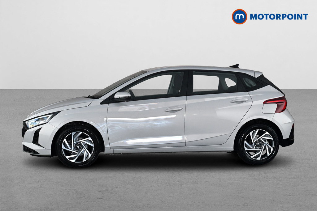 Hyundai I20 Advance Automatic Petrol Hatchback - Stock Number (1679302) - Drivers side
