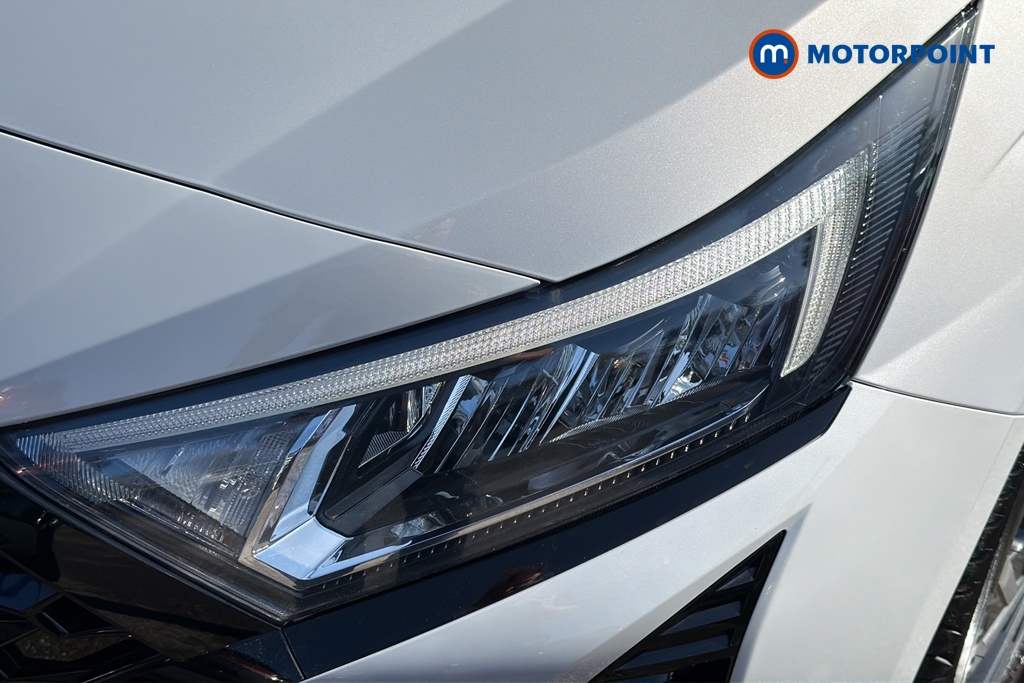 Hyundai I20 Advance Automatic Petrol Hatchback - Stock Number (1679302) - 42nd supplementary image