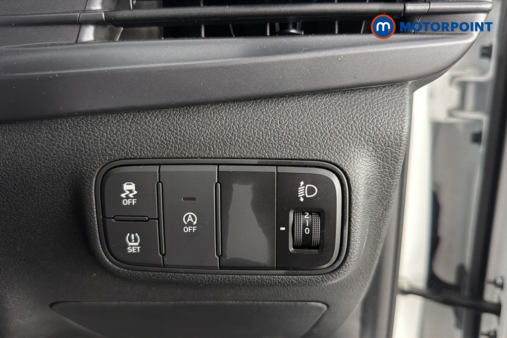Hyundai I20 Advance Automatic Petrol Hatchback - Stock Number (1679309) - 11th supplementary image