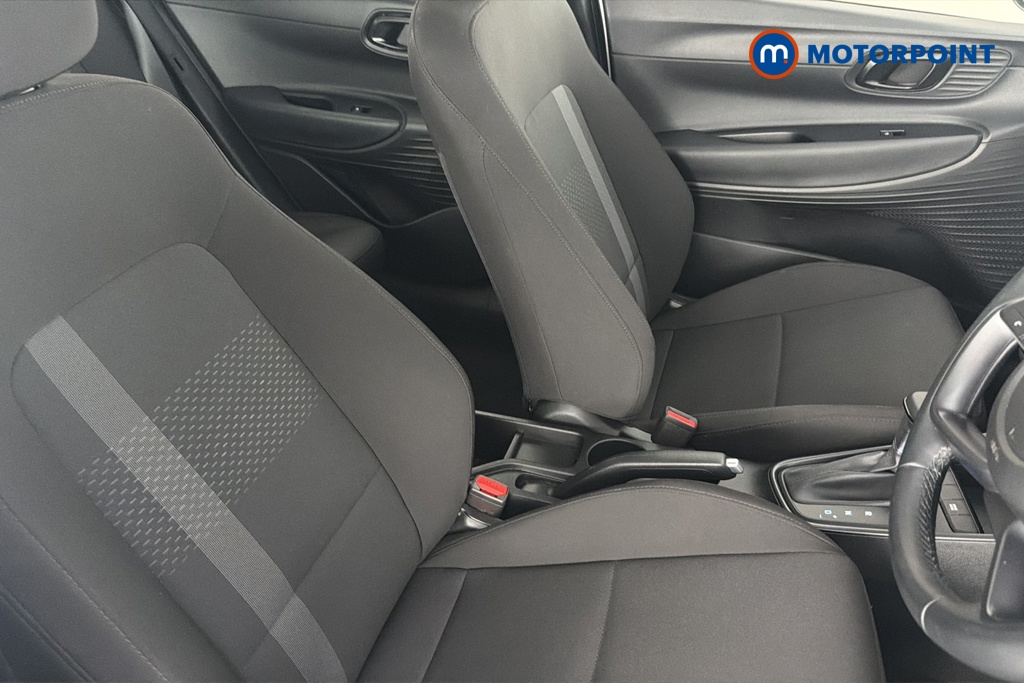 Hyundai I20 Advance Automatic Petrol Hatchback - Stock Number (1679309) - 22nd supplementary image