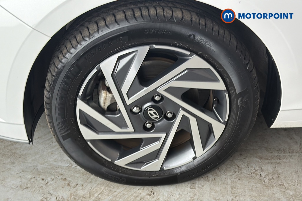 Hyundai I20 Advance Automatic Petrol Hatchback - Stock Number (1679309) - 44th supplementary image