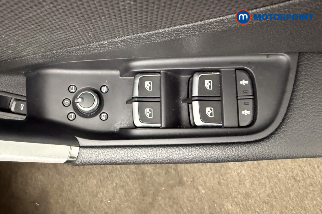 Audi Q2 S Line Automatic Petrol SUV - Stock Number (1679749) - 2nd supplementary image