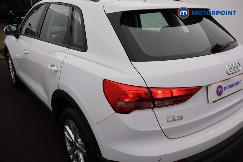 Audi Q3 Technik Automatic Petrol Plug-In Hybrid SUV - Stock Number (1679841) - 17th supplementary image