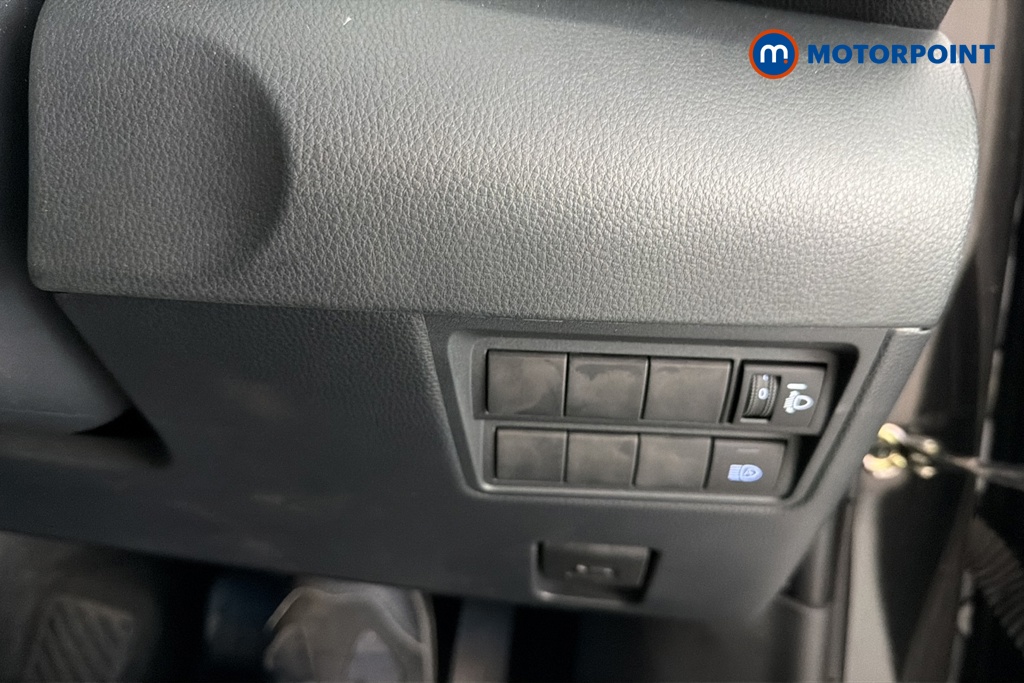 Toyota Yaris Cross Design Automatic Petrol-Electric Hybrid Estate - Stock Number (1679887) - 11th supplementary image