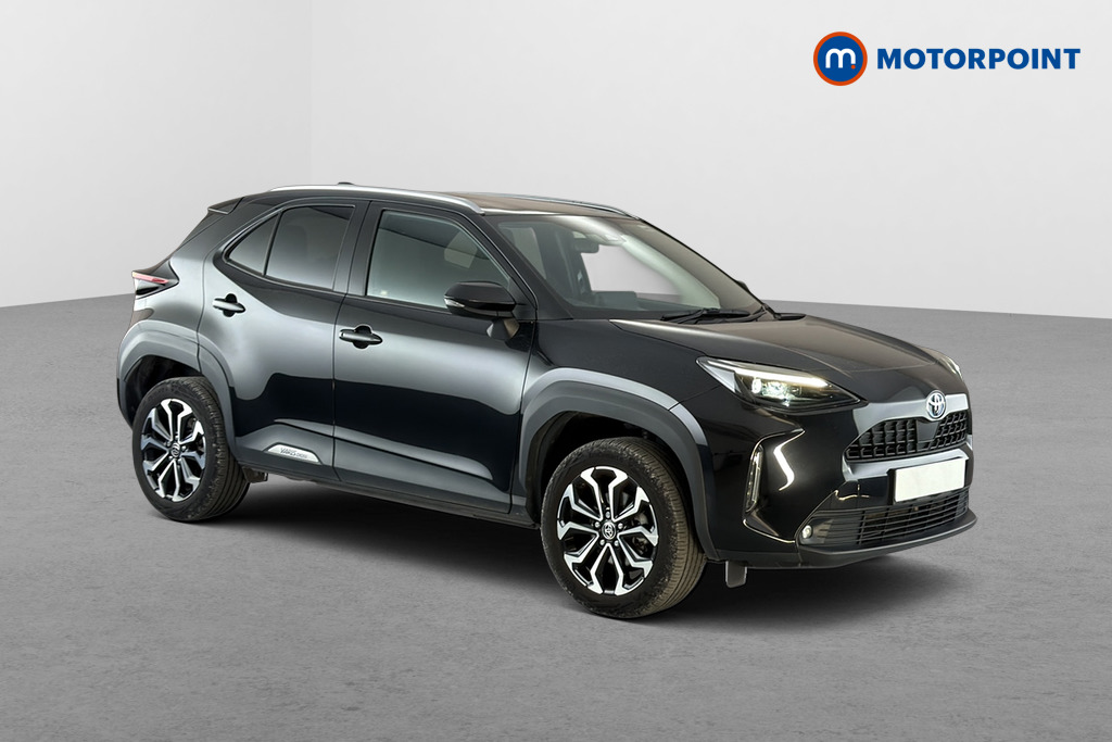 Toyota Yaris Cross Design Automatic Petrol-Electric Hybrid Estate - Stock Number (1679887) - Drivers side front corner