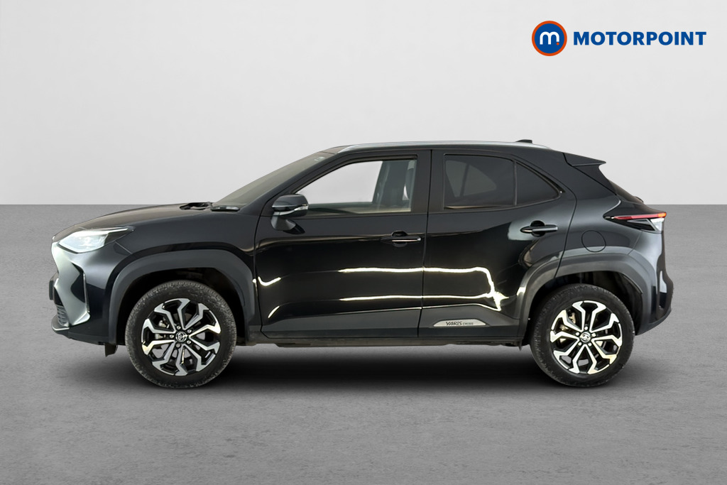 Toyota Yaris Cross Design Automatic Petrol-Electric Hybrid Estate - Stock Number (1679887) - Drivers side