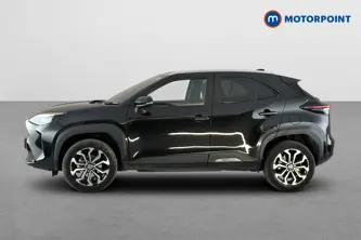 Toyota Yaris Cross Design Automatic Petrol-Electric Hybrid Estate - Stock Number (1679887) - Drivers side