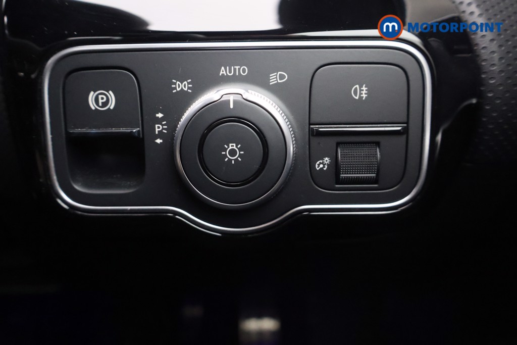 Mercedes-Benz A Class Amg Line Automatic Petrol Hatchback - Stock Number (1680096) - 7th supplementary image