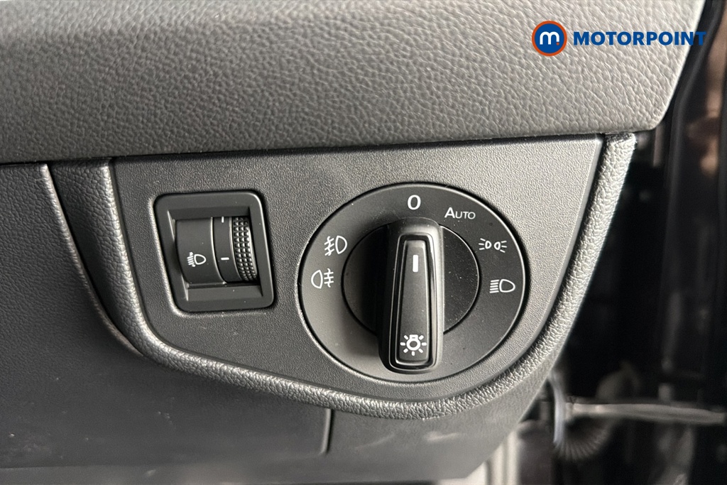 Volkswagen Polo R-Line Automatic Petrol Hatchback - Stock Number (1680206) - 11th supplementary image
