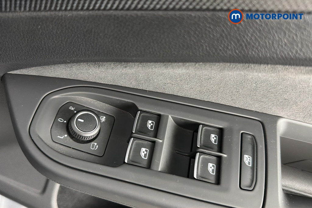 Volkswagen Golf Black Edition Automatic Petrol Hatchback - Stock Number (1680476) - 19th supplementary image