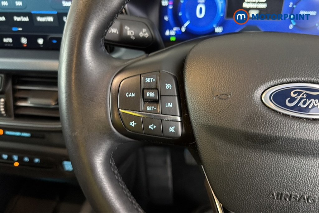 Ford Focus Active X Manual Petrol Hatchback - Stock Number (1680700) - 4th supplementary image