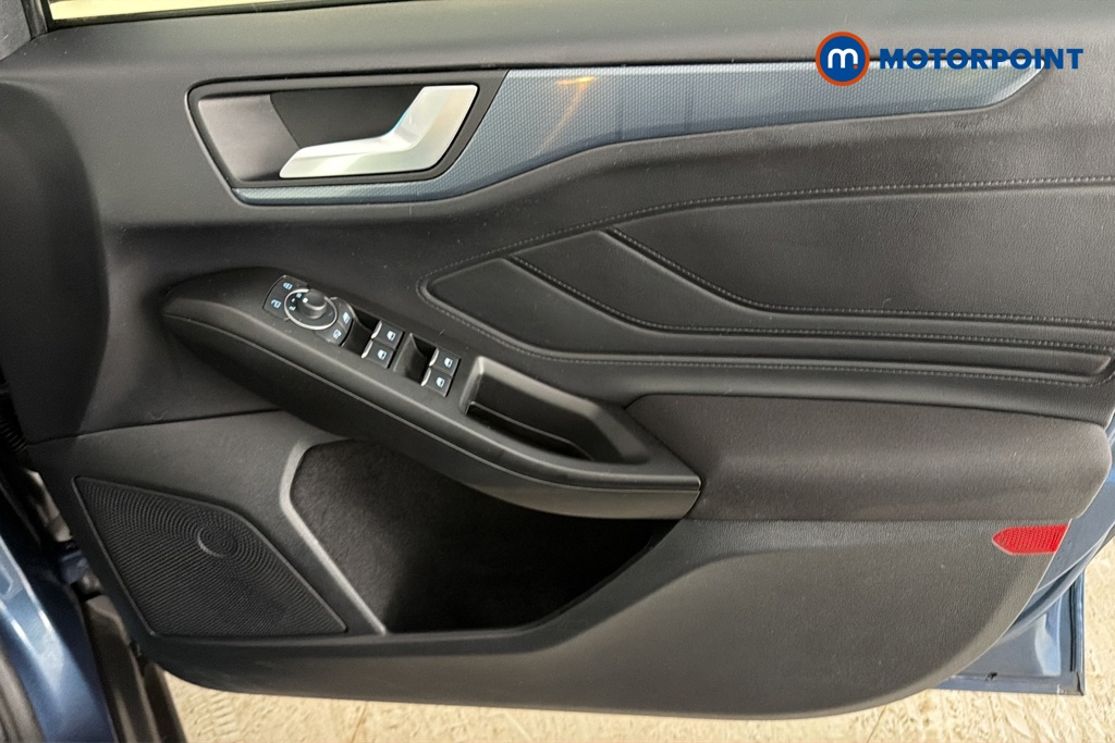 Ford Focus Active X Manual Petrol Hatchback - Stock Number (1680700) - 18th supplementary image