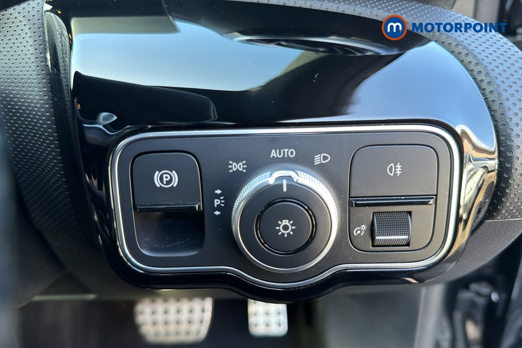 Mercedes-Benz A Class Amg Line Automatic Petrol Hatchback - Stock Number (1680716) - 11th supplementary image