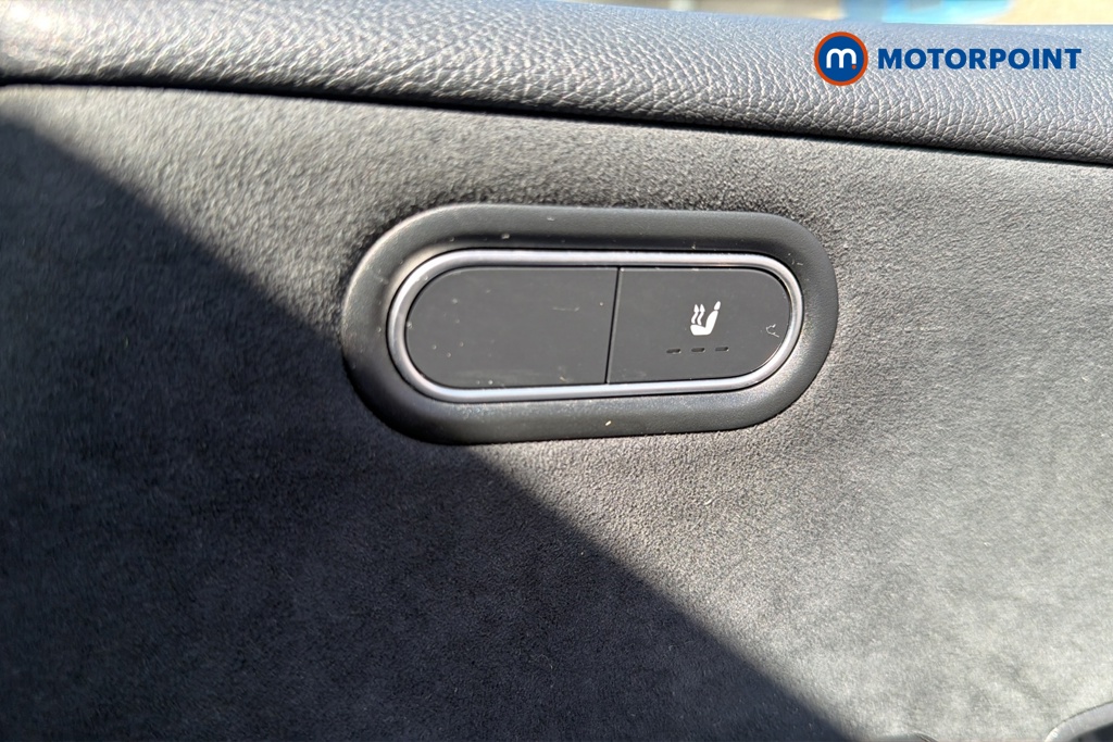 Mercedes-Benz A Class Amg Line Automatic Petrol Hatchback - Stock Number (1680716) - 14th supplementary image