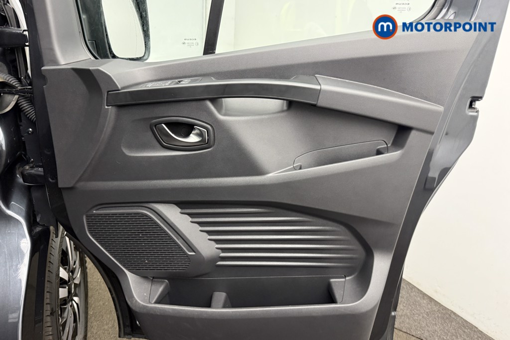 Renault Trafic Extra Sport Manual Diesel Panel Van - Stock Number (1680821) - 2nd supplementary image