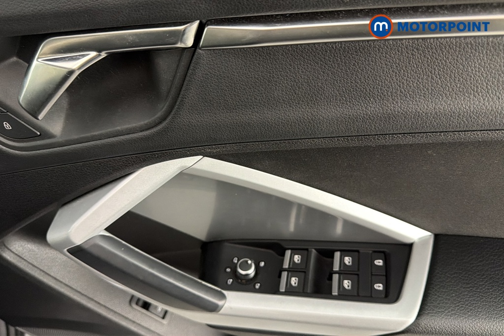 Audi Q3 Sport Automatic Petrol SUV - Stock Number (1681113) - 19th supplementary image