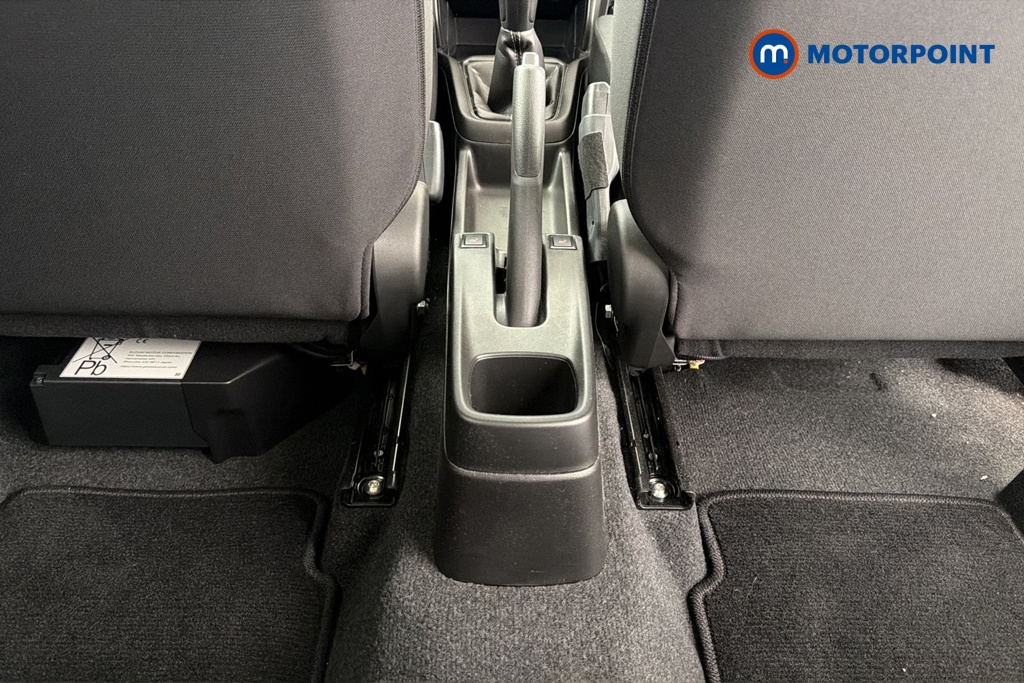 Suzuki Swift Motion Manual Petrol Hatchback - Stock Number (1681153) - 28th supplementary image