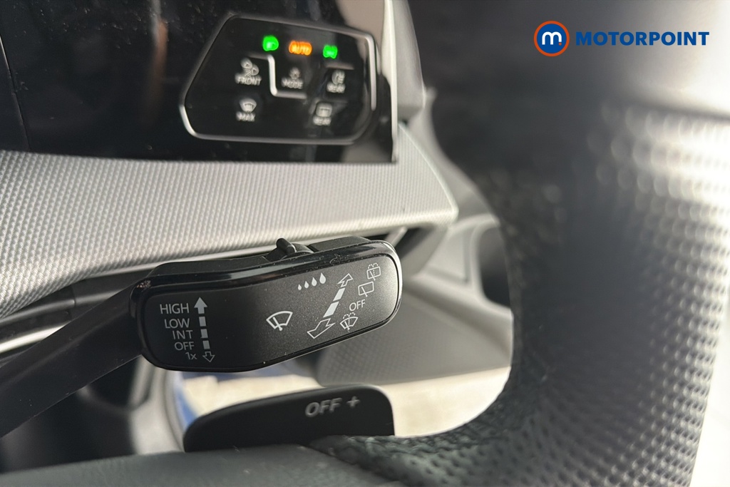 Volkswagen Golf Black Edition Automatic Petrol Hatchback - Stock Number (1681267) - 6th supplementary image
