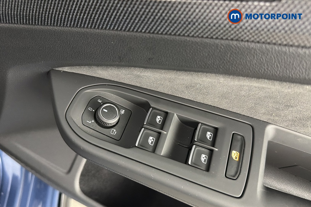 Volkswagen Golf Black Edition Automatic Petrol Hatchback - Stock Number (1681267) - 19th supplementary image