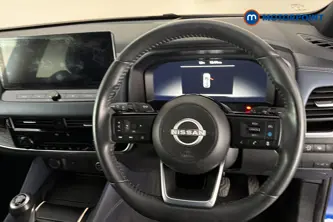 Nissan Qashqai Tekna Manual Petrol SUV - Stock Number (1681365) - 2nd supplementary image