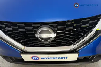 Nissan Qashqai Tekna Manual Petrol SUV - Stock Number (1681365) - 43rd supplementary image