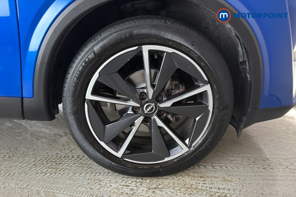 Nissan Qashqai Tekna Manual Petrol SUV - Stock Number (1681365) - 47th supplementary image