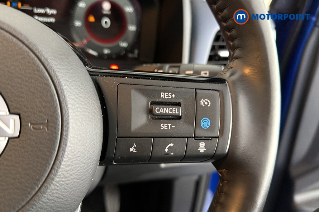 Nissan Qashqai Tekna Manual Petrol SUV - Stock Number (1681366) - 3rd supplementary image