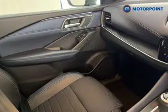 Nissan Qashqai Tekna Manual Petrol SUV - Stock Number (1681366) - 10th supplementary image