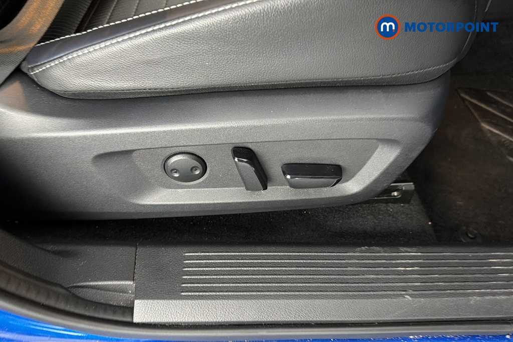 Nissan Qashqai Tekna Manual Petrol SUV - Stock Number (1681366) - 23rd supplementary image