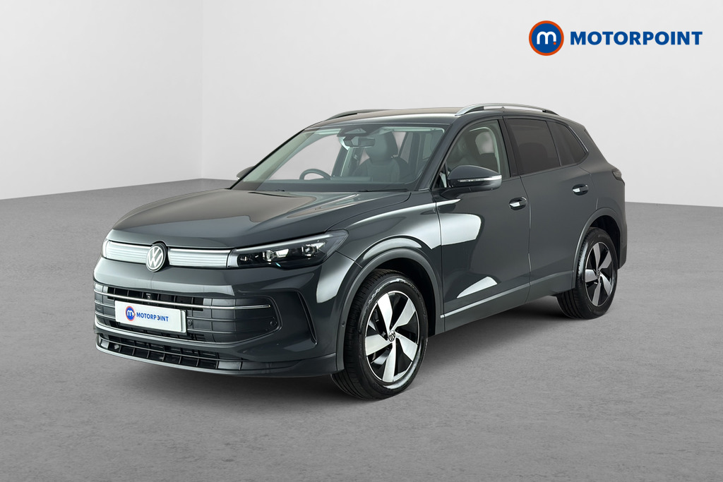 Volkswagen Tiguan Match Automatic Petrol SUV - Stock Number (1681448) - Passenger side front corner