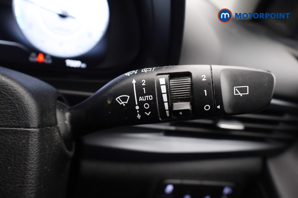 Hyundai I20 Tech Line Automatic Petrol Hatchback - Stock Number (1681490) - 5th supplementary image