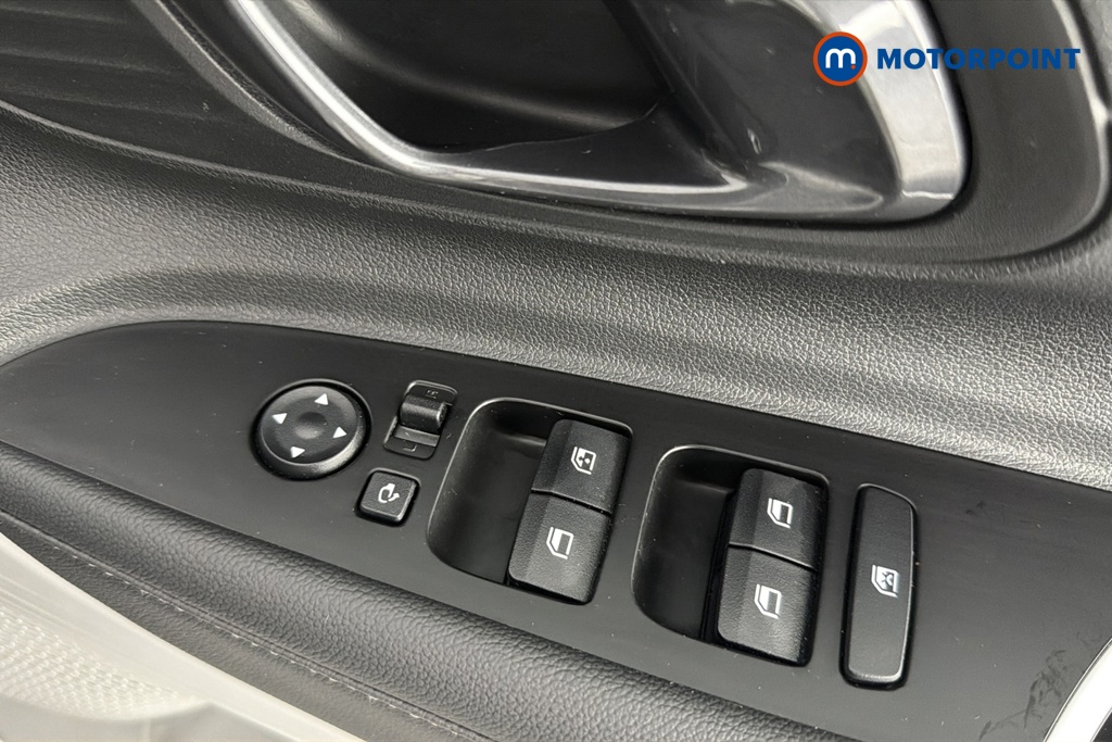 Hyundai I20 Tech Line Automatic Petrol Hatchback - Stock Number (1681493) - 19th supplementary image