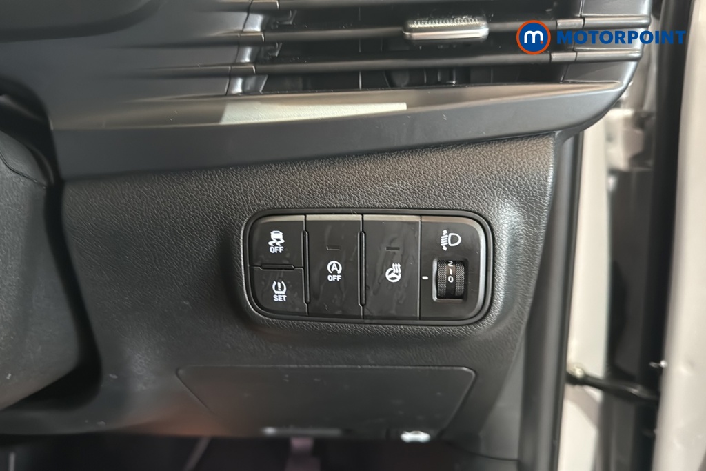 Hyundai I20 Tech Line Automatic Petrol Hatchback - Stock Number (1681494) - 11th supplementary image