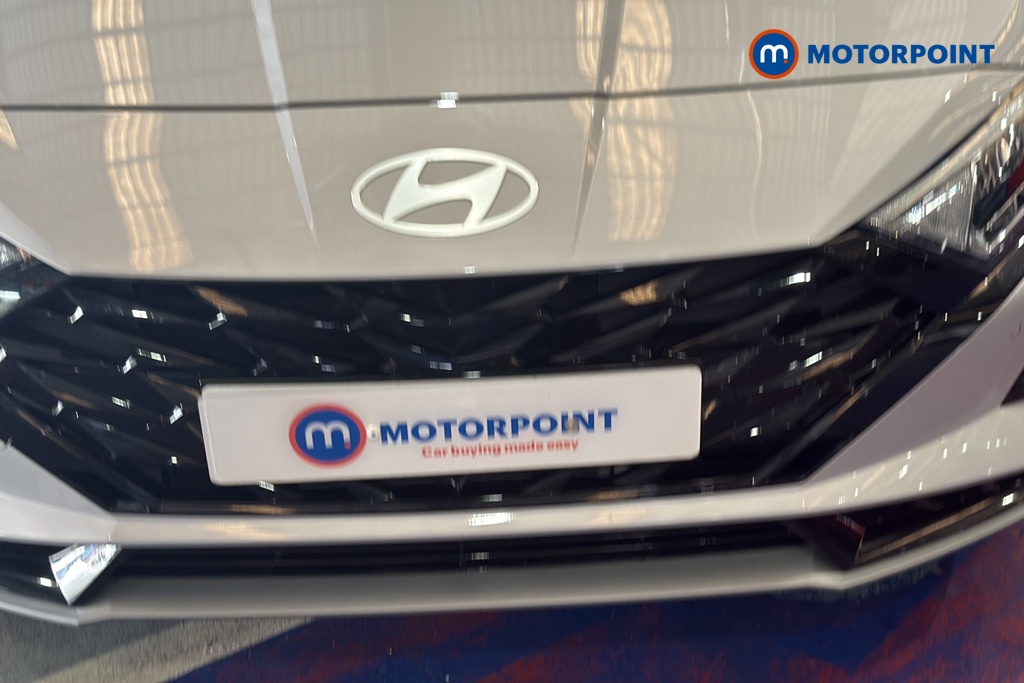 Hyundai I20 Tech Line Automatic Petrol Hatchback - Stock Number (1681494) - 43rd supplementary image