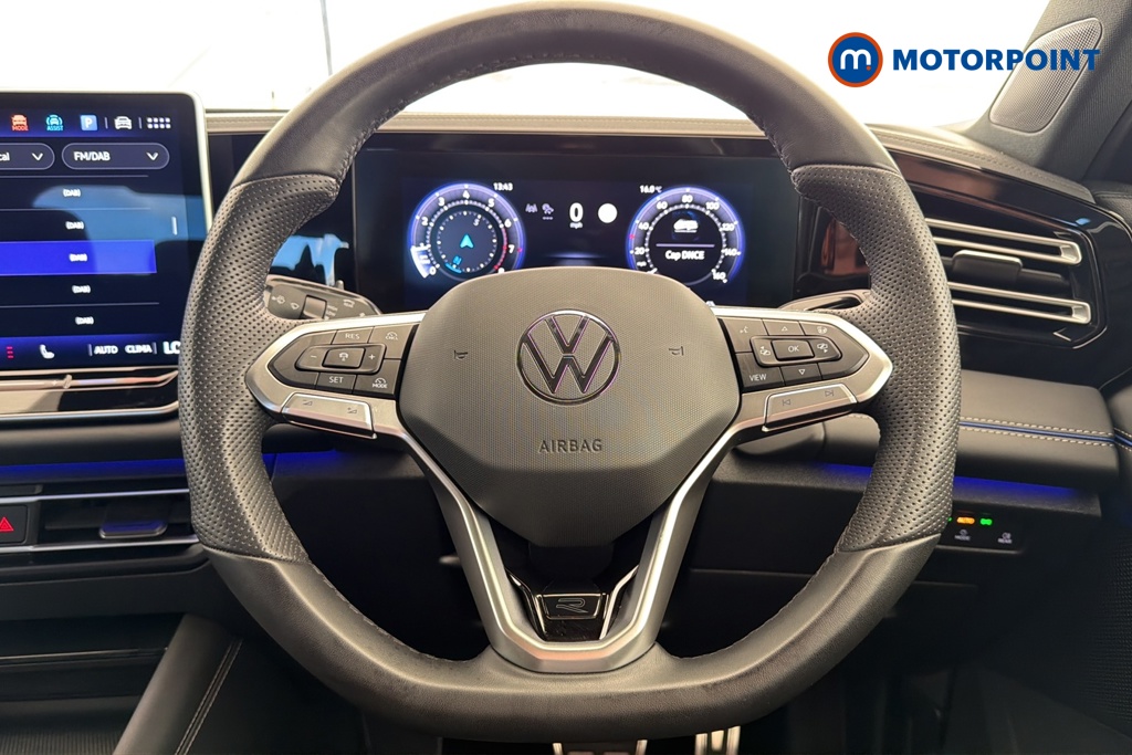 Volkswagen Tiguan R-Line Automatic Petrol SUV - Stock Number (1681631) - 2nd supplementary image