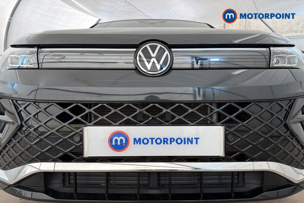 Volkswagen Tiguan R-Line Automatic Petrol SUV - Stock Number (1681631) - 43rd supplementary image