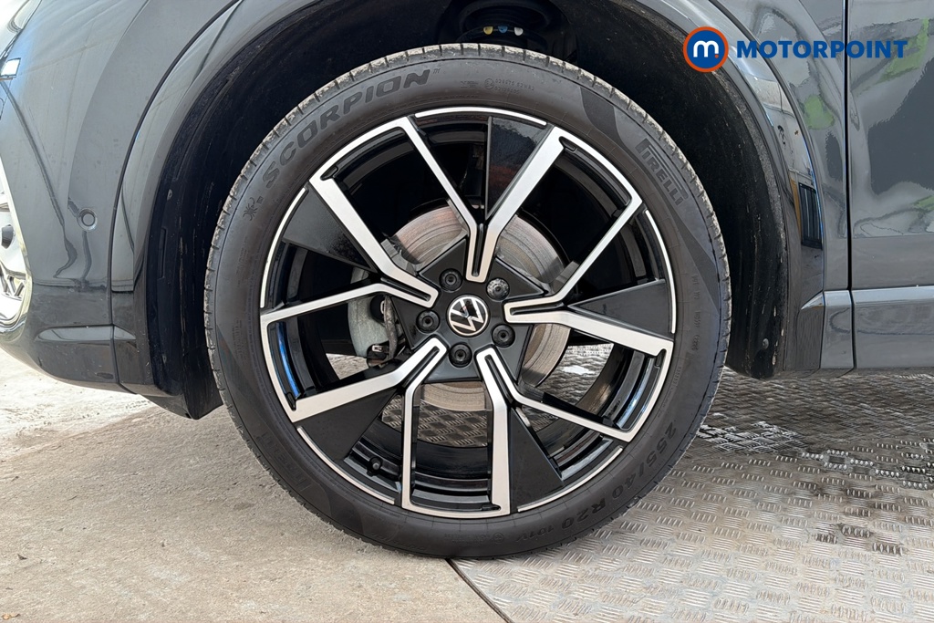 Volkswagen Tiguan R-Line Automatic Petrol SUV - Stock Number (1681631) - 44th supplementary image