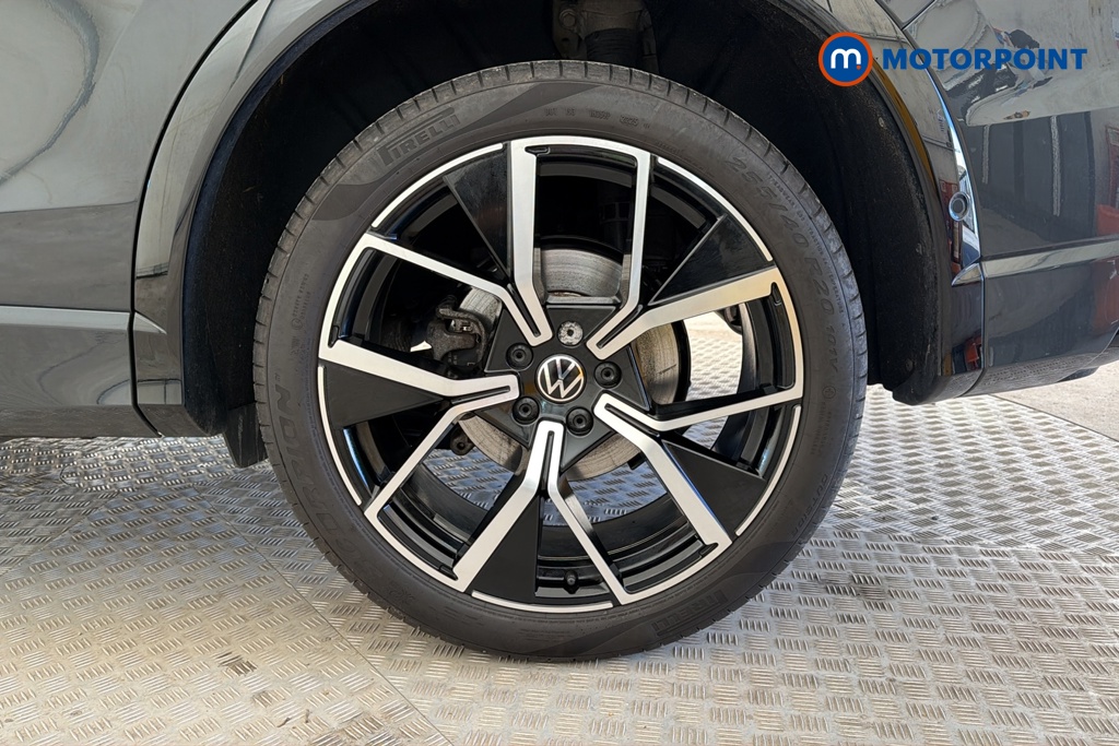 Volkswagen Tiguan R-Line Automatic Petrol SUV - Stock Number (1681631) - 45th supplementary image