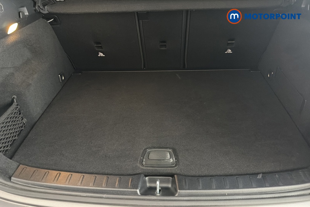 Mercedes-Benz GLA Amg Line Automatic Petrol SUV - Stock Number (1682239) - 30th supplementary image