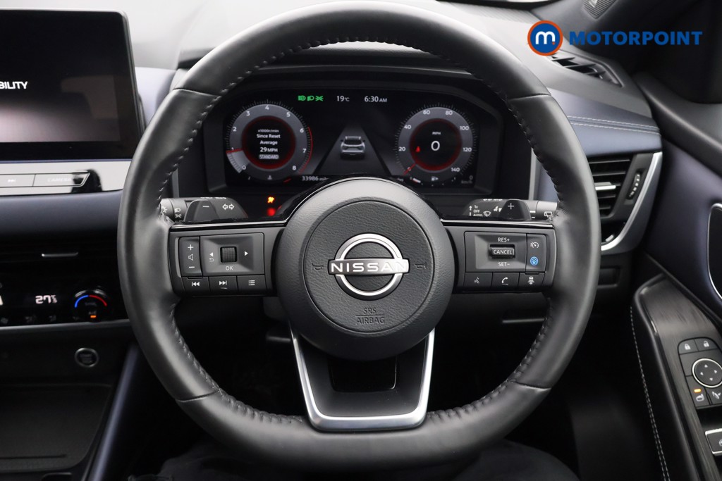 Nissan Qashqai Tekna Automatic Petrol SUV - Stock Number (1682275) - 1st supplementary image