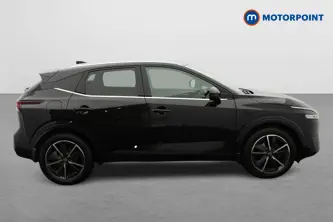 Nissan Qashqai Tekna Automatic Petrol SUV - Stock Number (1682275) - Drivers side