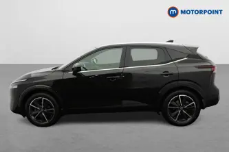 Nissan Qashqai Tekna Automatic Petrol SUV - Stock Number (1682275) - Passenger side