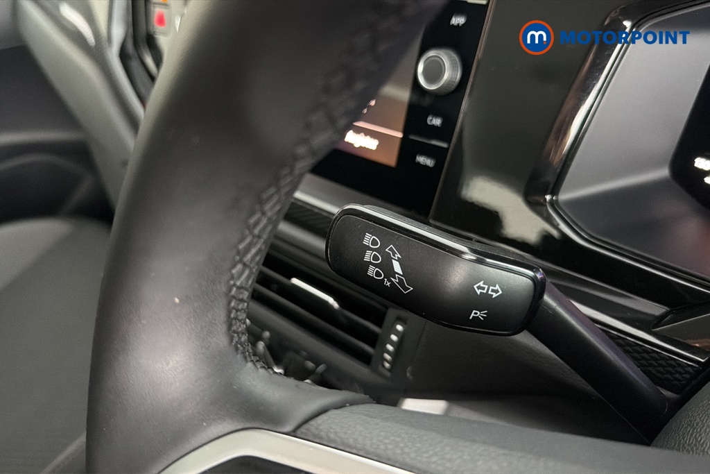 Volkswagen Polo Life Manual Petrol Hatchback - Stock Number (1682819) - 5th supplementary image