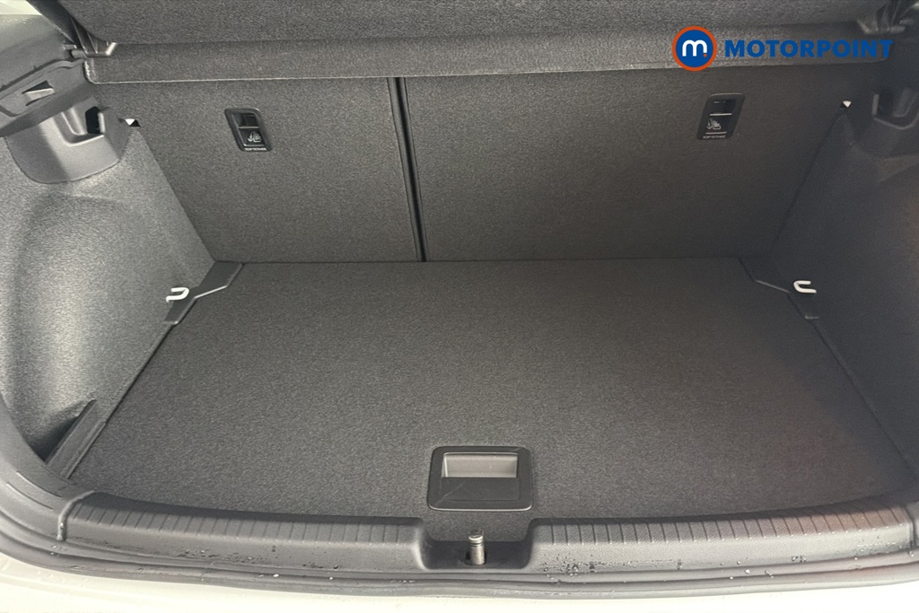 Volkswagen Polo Life Manual Petrol Hatchback - Stock Number (1682819) - 30th supplementary image