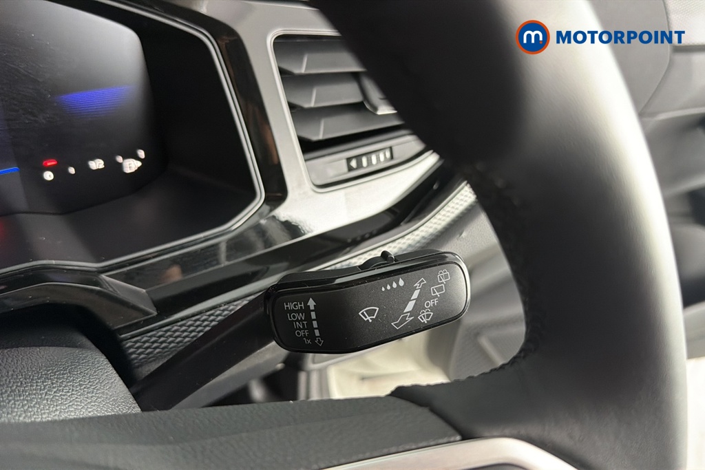 Volkswagen Polo Life Manual Petrol Hatchback - Stock Number (1682843) - 6th supplementary image